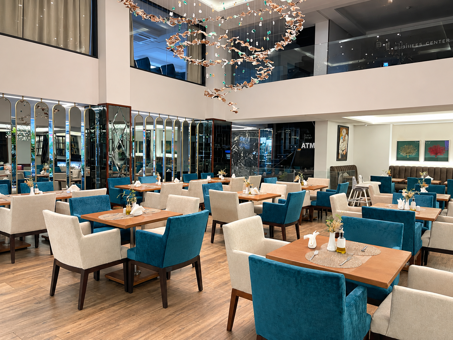 One Hotel restaurant dining room